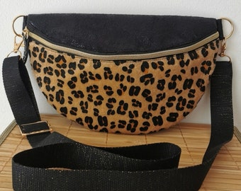 Bum bag, shoulder bag, leopard and shiny black, adjustable strap, imitation leather