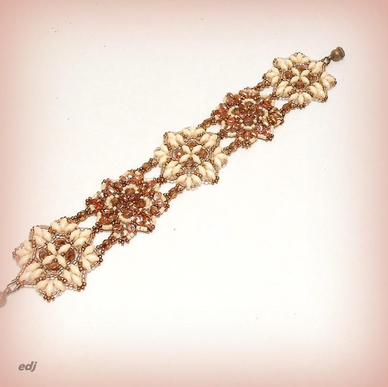 Bracelet tissé perles Douceur d'étoiles en crème et rosé mordoré image 4