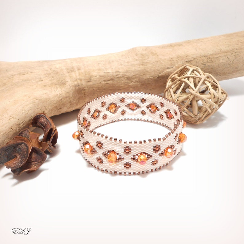 Bracelet Miyuki bangle blanc nacré cuivre et perles cristal orange image 2