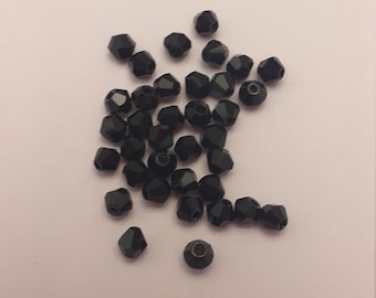 100 bicone pearls in crystal 4mm black