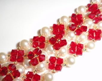 Bracelet manchette rouge et blanc nacré en perles de cristal et perles de nacre Swarovski