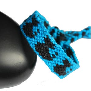 Brazilian bracelet, unisex, Cat model Bleu/noir