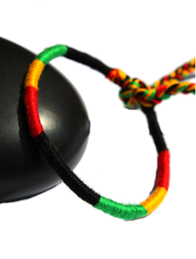 Atebas bracelet model M2 Rasta image 1