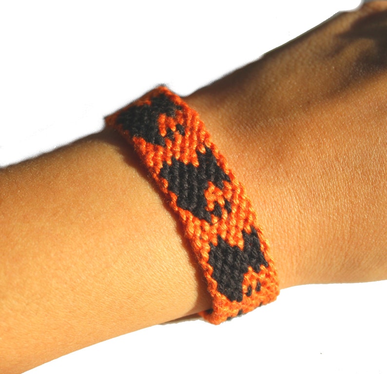 Brazilian bracelet, unisex, Cat model Orange/noir