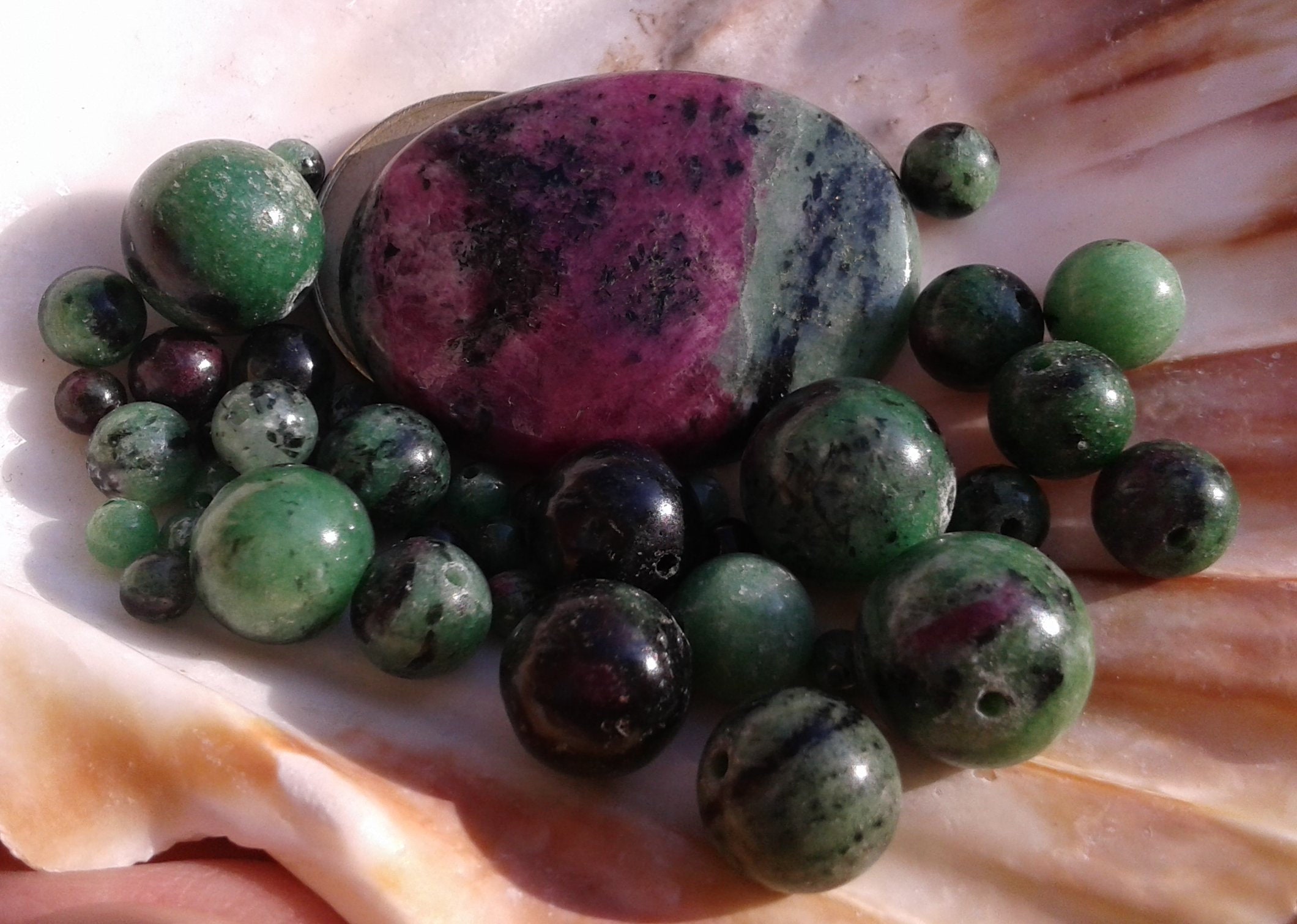 ZOISITE RUBY bead set, smooth round bead in real semi precious natura…