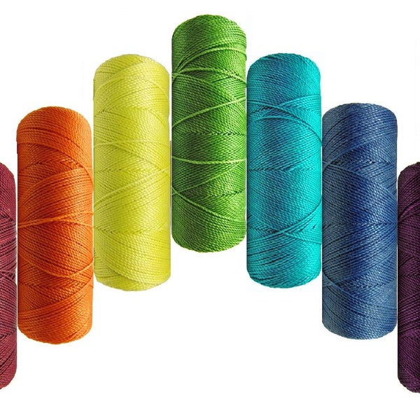 Bobine fil macramé poissé, fil Linhasita, marron 25, mandarine 30, jaune 37, mauve 69, bleu 70, vert 87, vert 88, vert 90