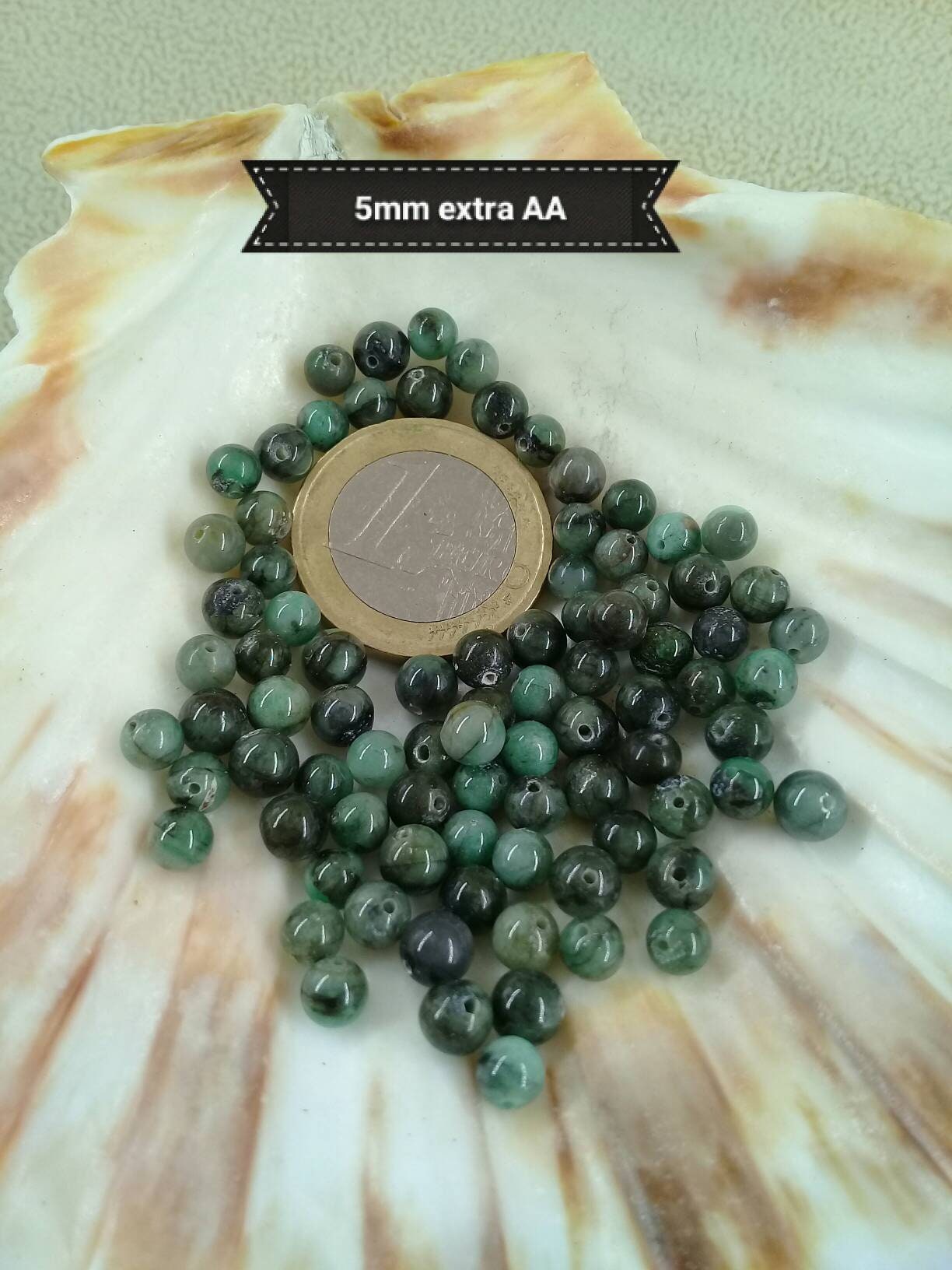 Collier De Perles D'émeraude De Colombie, De Saphir Bleu De Ceylan Et De Diamants