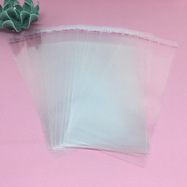 Transparent adhesive plastic bags sold in batches of 50