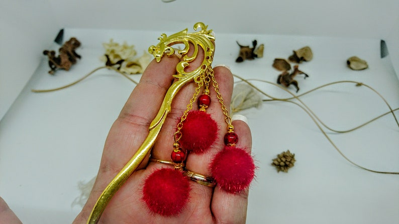 original and elegant creation gift idea red jade beads and pompoms hairstyle accessory Hair pic