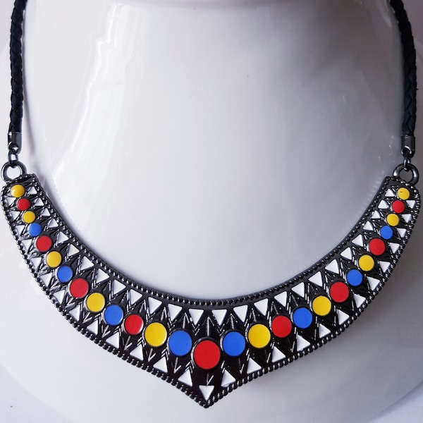 Collier coloré