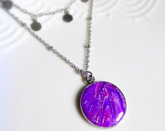 Collier multirang argenté avec pendentif violet rose et feuille d'argent en acier inoxydable fait-main en pâte polymère pour femme ou fille