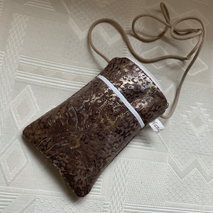 I Phone-etui/hoesje voor mobiele telefoon/gecoat canvas/koperbruin/gladde fluwelen voering/ritssluiting/gevoerd voorvak/schouderband/11x18cm