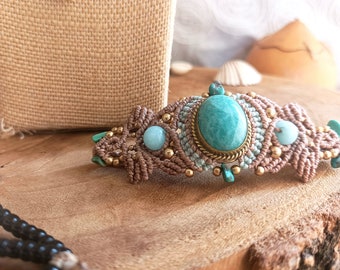 Pulsera macramé estilo boho, joyería femenina, piedra luna, joyería de autor, brazalete gris micromacramé