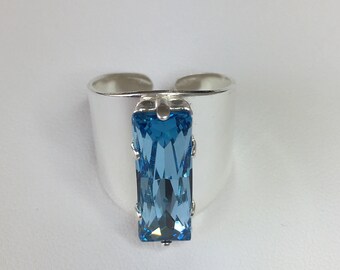Tiara Swarovski AQUAMARINE Crystal ring
