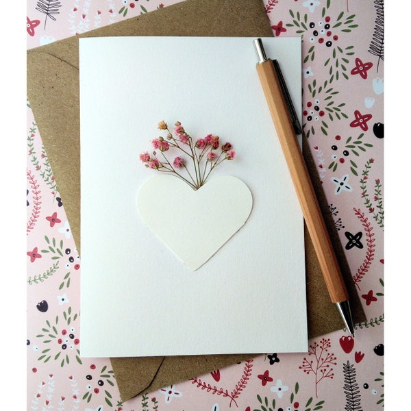 “Heart and dried flowers” card/cut and glued papers/birthday card/dried flowers/made by hand