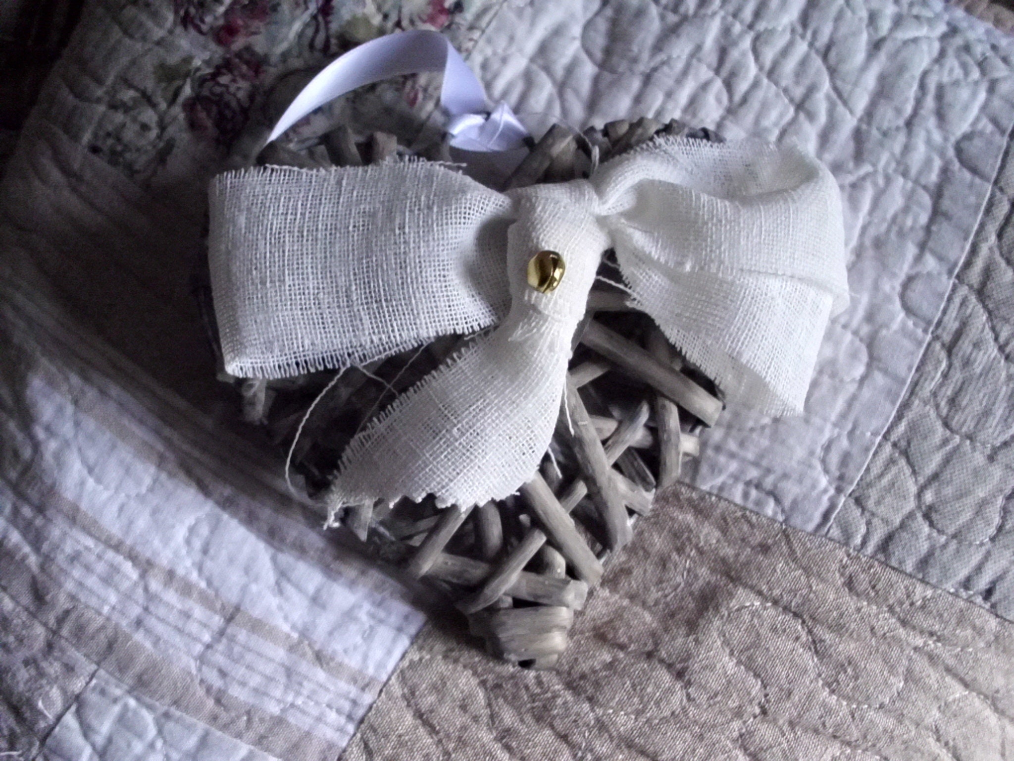 Petit Coeur Gris avec Tissu Lin