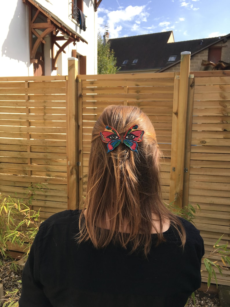 the look of the butterfly pattern Tooled leather hair Barrette