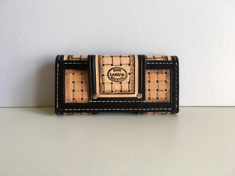 Horizontal case for smartphone belt style iphone leather embossed with an Eagle head