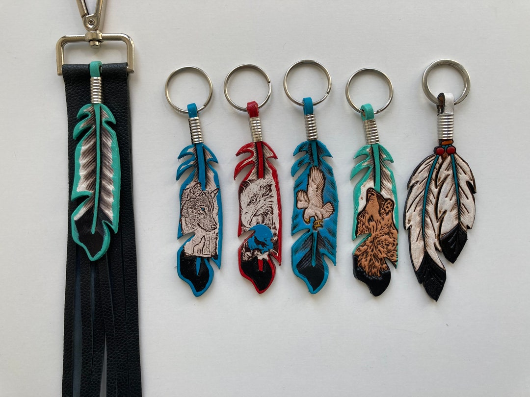 Talisman Key Ring in the Shape of a Feather in Embossed Leather ...