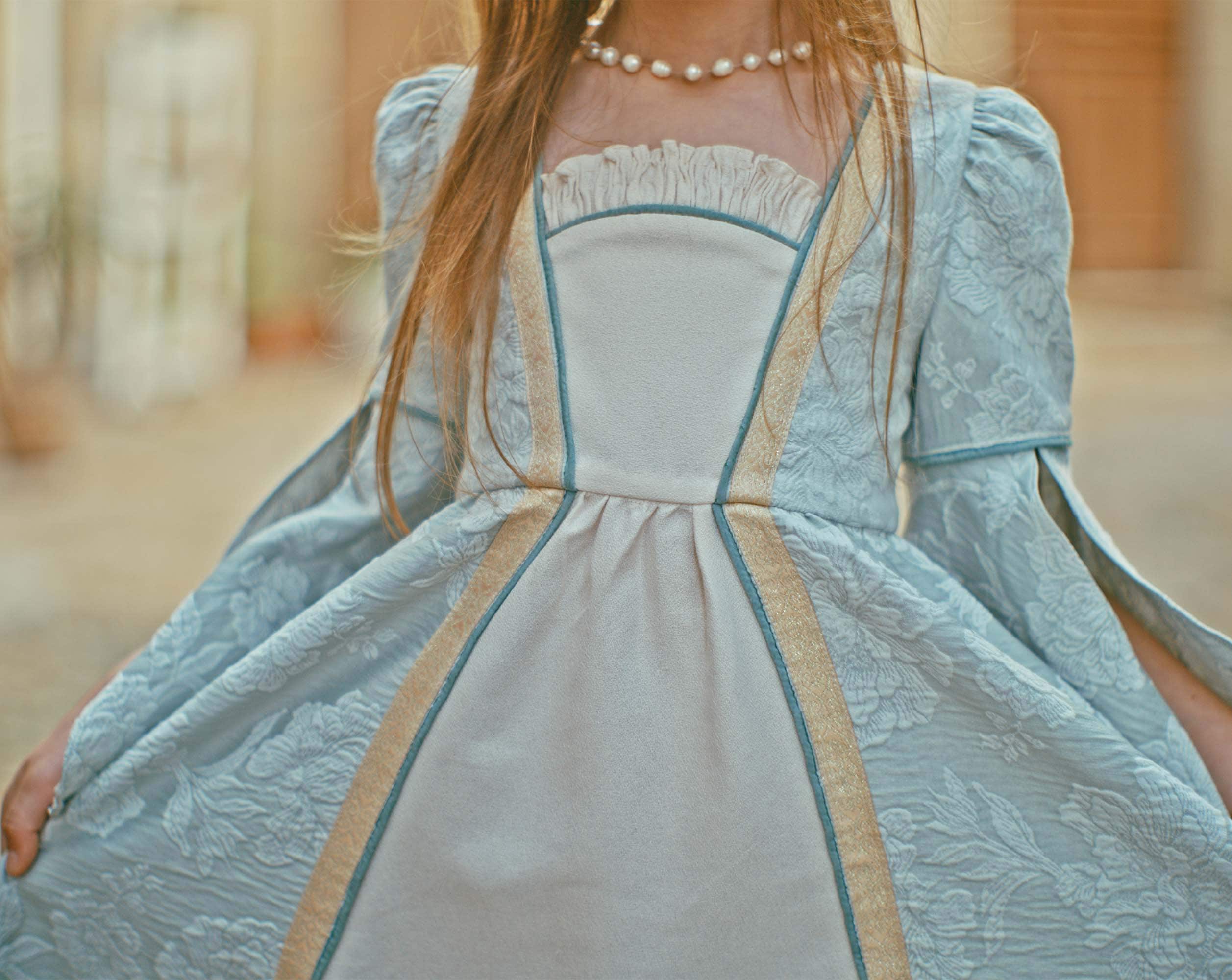 Costume médiéval à faire soi-même Patron de couture de robe historique