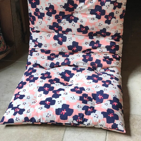 Coussin de sol nomade / futon coton oekotex fleuri rose