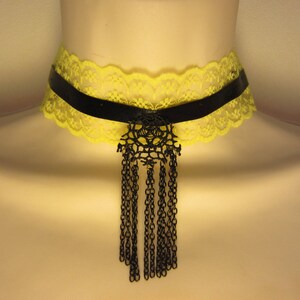 Crew neck black and yellow