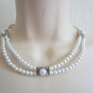 White multi-row glass bead necklace