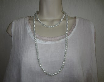 Collier multi rangs blanc en perles de verre