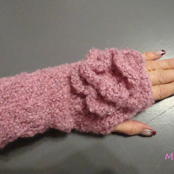 Mitaines rose, tricot fait main, fleur crochet, doux et chaud, ne pique pas