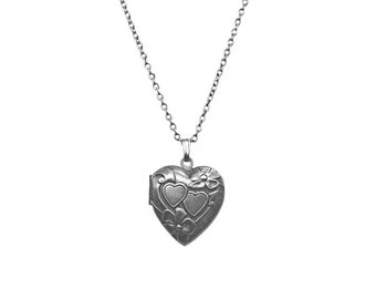 Retro Vintage 80s Silver Love Heart Flower Filigree Two Double Compartment Engraved Long Chain Small Pendant Locket Necklace