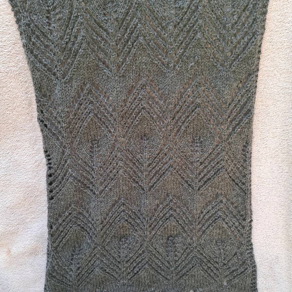 hand knitted leaf pattern scarf