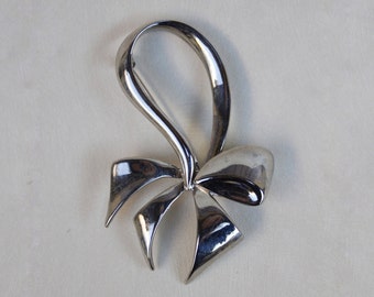 Vintage Jean-Louis Scherrer Paris Brooch / Bow Metal Pin / From the 90’s / Vintage Jewellery