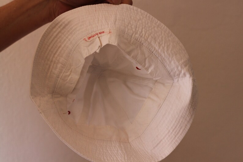 Vintage White Bucket Hat / Red and Blue Details / Vintage Hat / Vintage