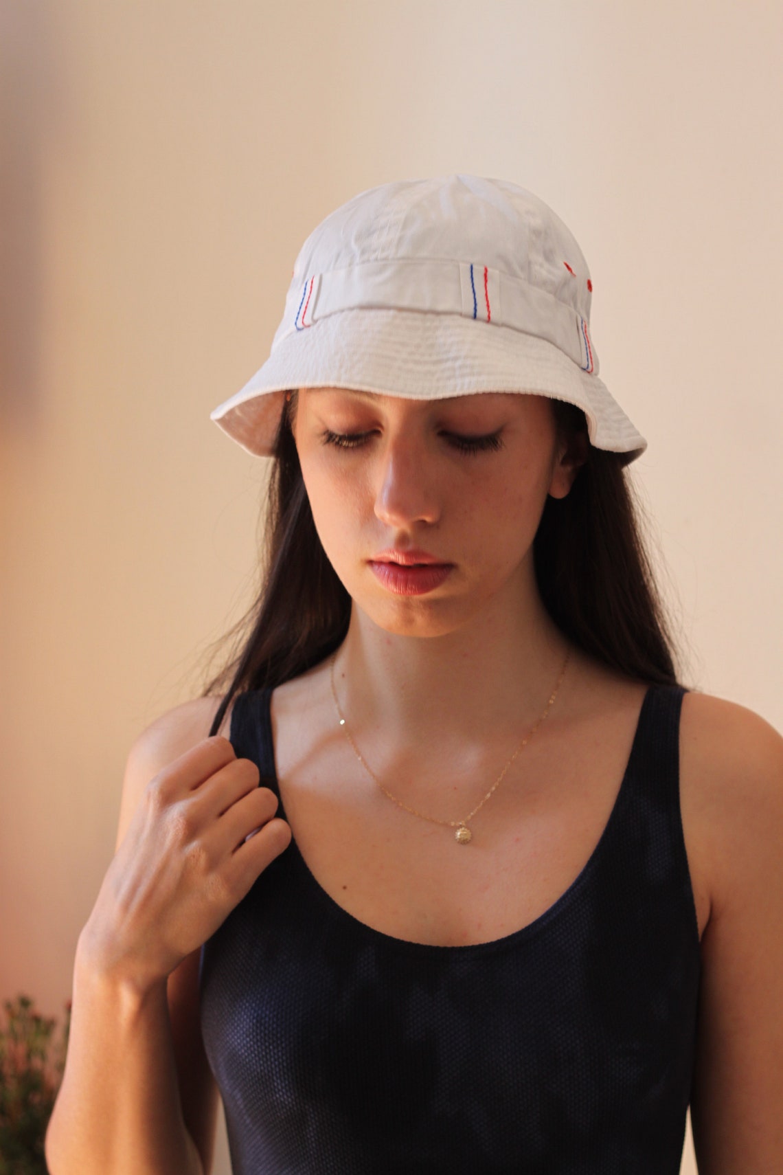 Vintage White Bucket Hat / Red and Blue Details / Vintage Hat / Vintage