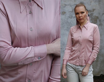 70’s Pointed Collar Pink Shirt / Long Sleeves / Shiny / Retro Blouse / Button down shirt / Powder Pink/ Casual chic / 70's blouse