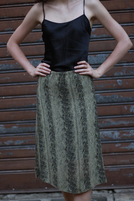 90's Snake Skin Print Skirt / Vintage Skirt / Phy… - image 4