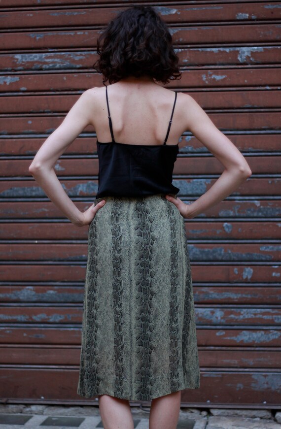 90's Snake Skin Print Skirt / Vintage Skirt / Phy… - image 5