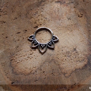 1 Tribal Messing Septum Ring Nasenpiercing Lobe Helix Tragus Ethno Kreis, Hippie Piercing, Tribal Blumen Mandala Ring