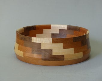 Plateau de fruits en bois sculpté