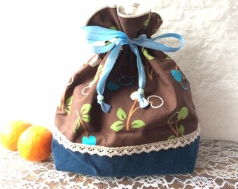 Drawstring bag with cherry patterns