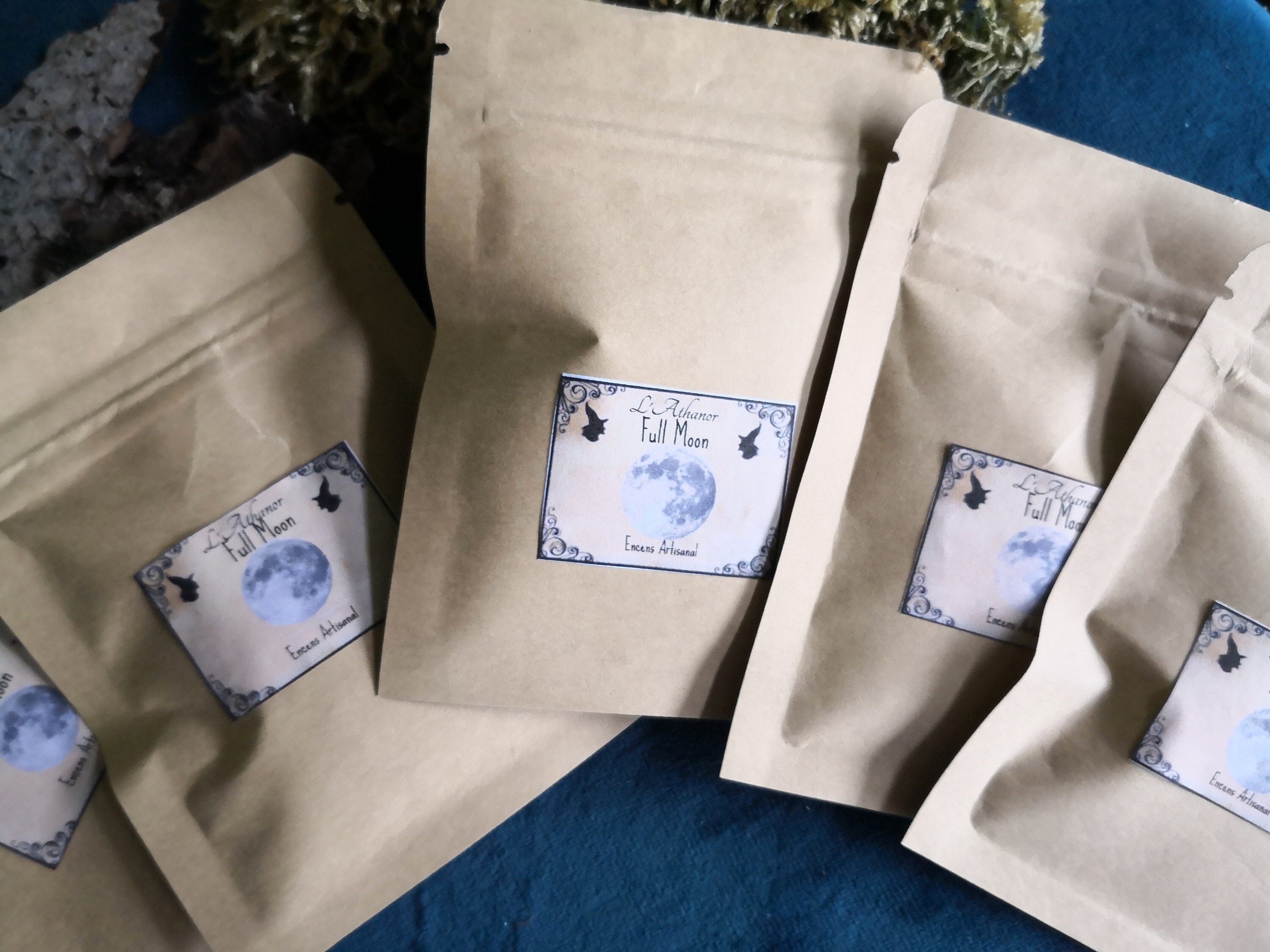 Encens Pleine Lune Rituel Sorcière Plantes et Résines