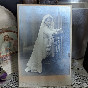 Vintage 1900s French Photo Carte Visite Photographer Communion