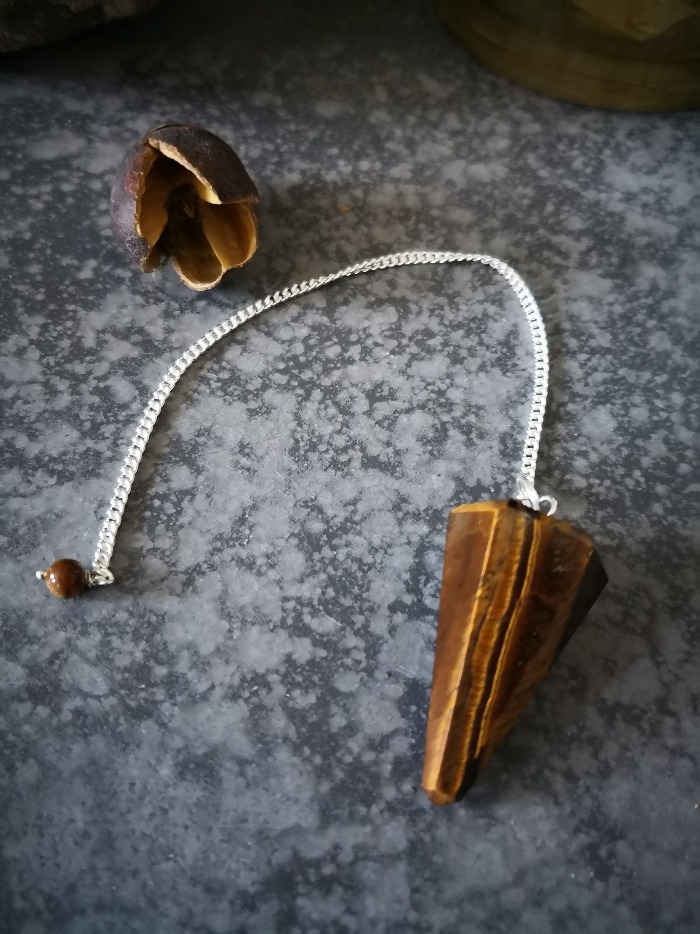 Pendule Oeil de Tigre Pointe Cristal Pierre Divination Radiesthésie