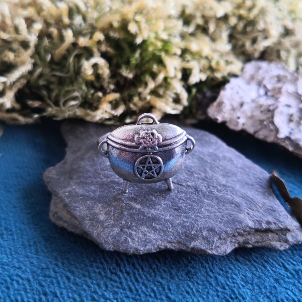 Bague chaudron sorcière taille unique réglable métal argenté