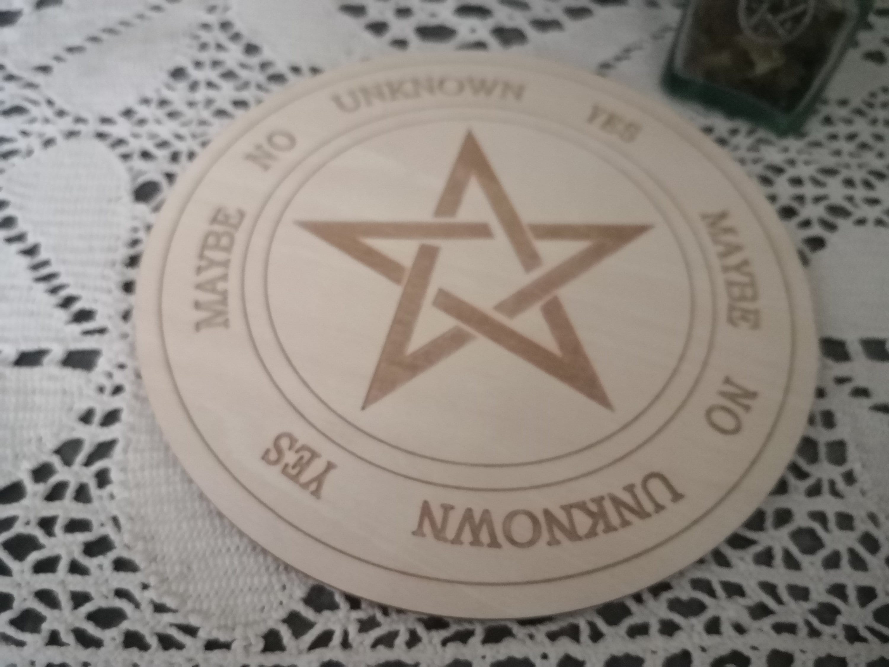 Planche Divinatoire Pendule Radiesthésie Bois Brut Pentacle