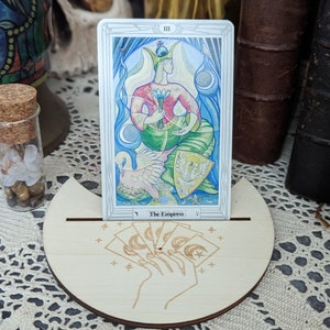 Ondersteuning voor tarotkaart, waarzeggerijondersteuning, spiritueel altaar, esoterisch altaar, helderziendheid, tarot, waarzeggerij