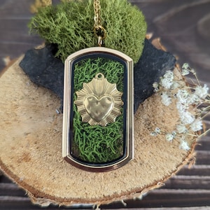 Reliquary ex-voto golden necklace fiery heart milagro witch victorian