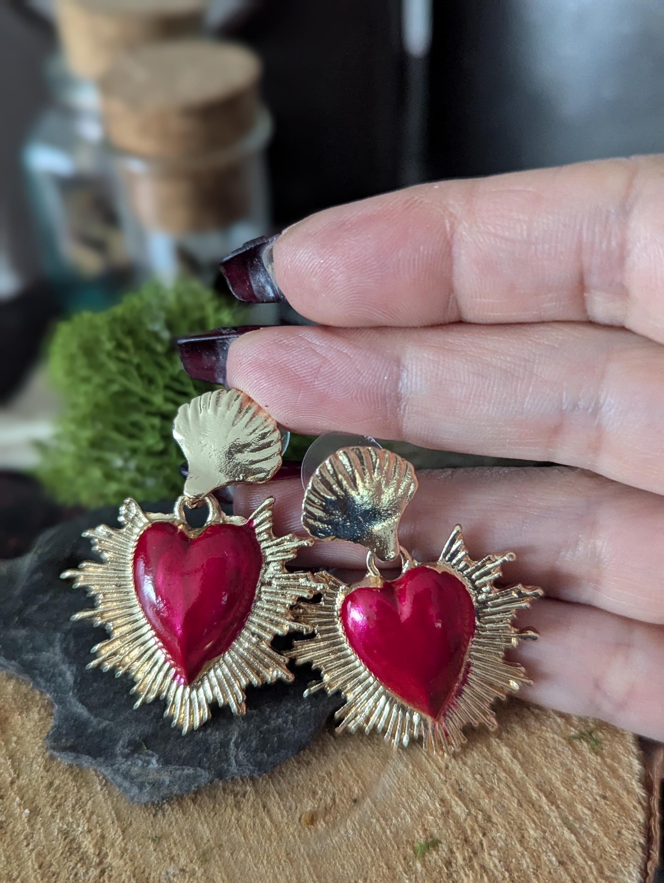 Orecchini Sacro Cuore realizzati in argento sterling piccoli
