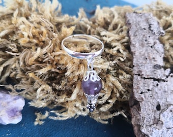 Adjustable silver ring with amethyst crystal for lithotherapy