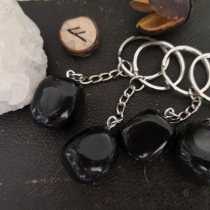 Obsidian key ring tumbled rolled stone Lithotherapy Mineral Crystals gift